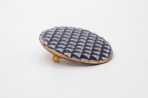 波佐見焼 紋様ブローチ うろこ｜詳細画像3