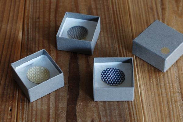 波佐見焼 紋様ブローチ うろこ｜詳細画像7