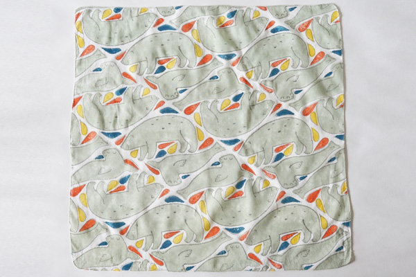 鹿児島睦 ハンカチ シロクマ｜詳細画像2