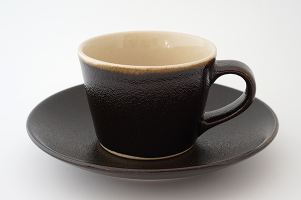 益子焼伝統色 コーヒーカップ 黒｜和食器の通販 monsen
