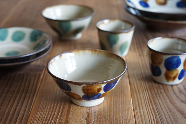 やちむん與那城 再入荷です