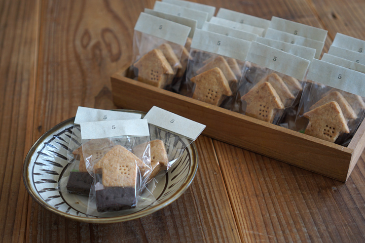 「5周年企画展」焼き菓子プレゼント